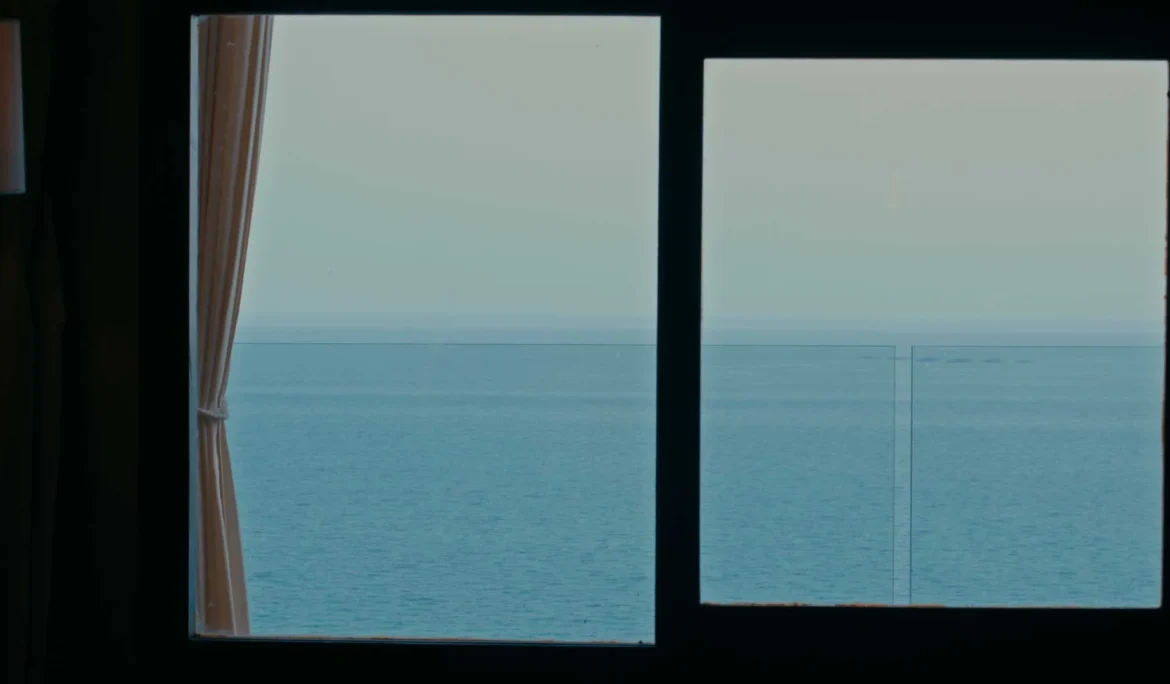 Romantic Tampa wedding moment 9.